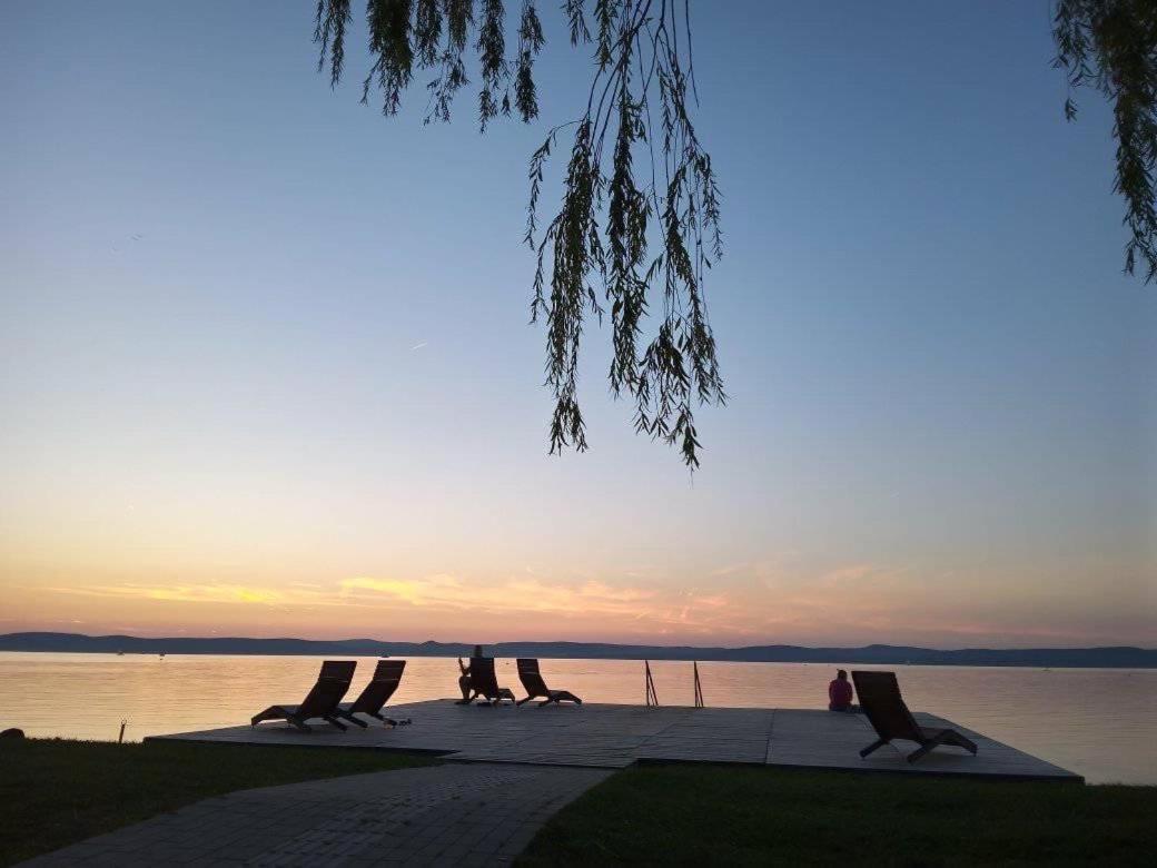 Mi Casa Soleada Villa Balatonszárszó Eksteriør billede